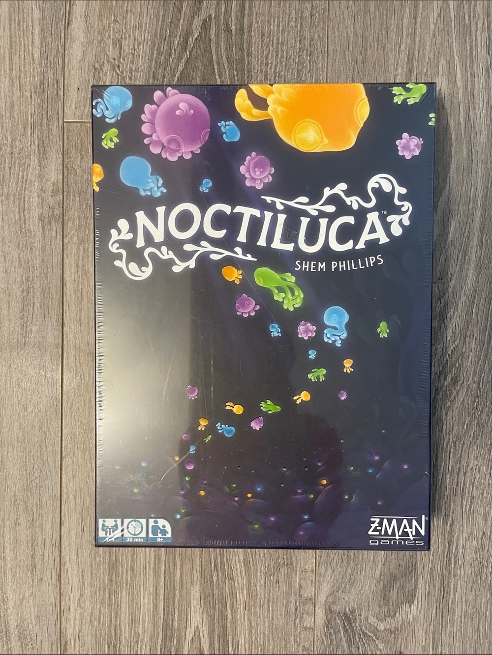 Noctiluca Shem Philips Board game Z-Man Games Contains 105 dice!